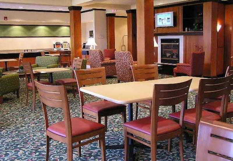 Weston Fairfield Inn & Suites By Marriott Wausau מראה חיצוני תמונה